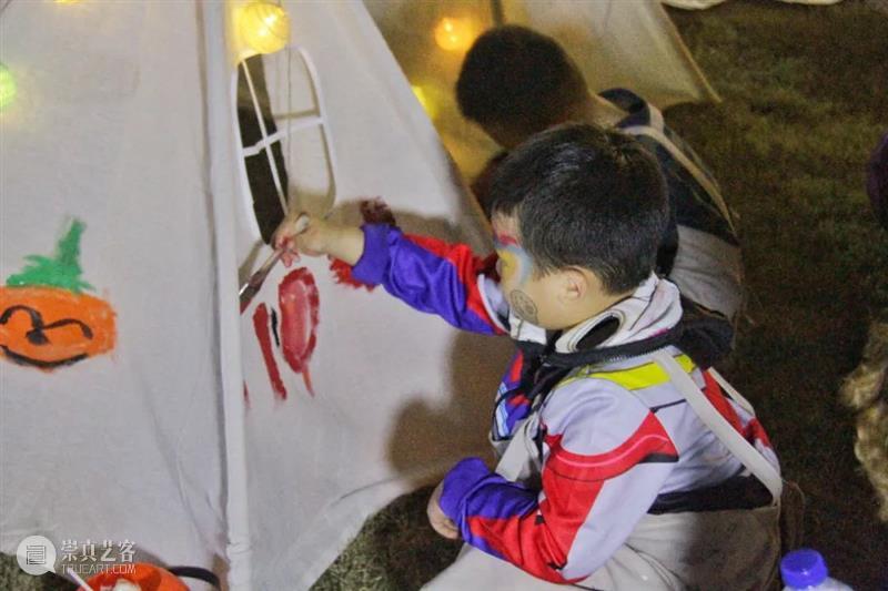 Trick or Treat 黎岸创艺之万圣节精彩回顾 美博艺术中心 万圣节 黎岸 小孩 鬼怪 逐家 糖果 群众 之中 人类 Halloween 崇真艺客